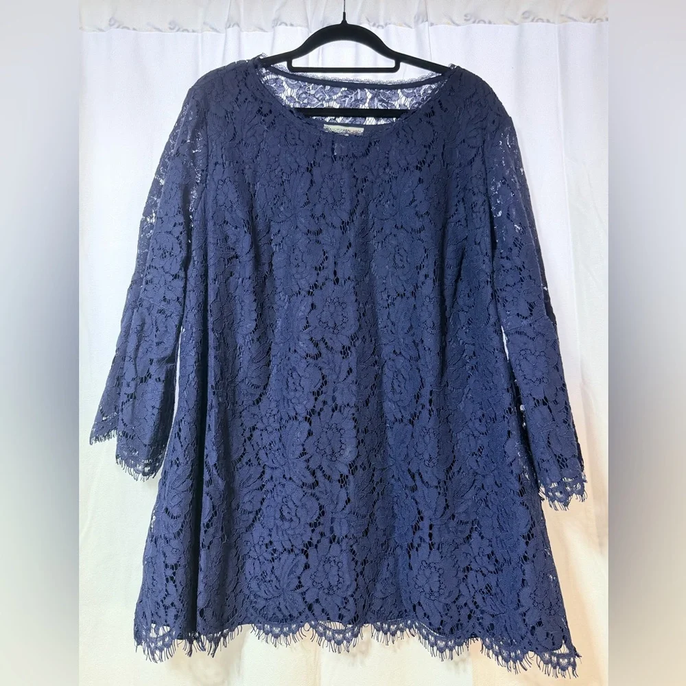 Isaac Mizrahi Navy Lace Dress - Picture 1 of 5